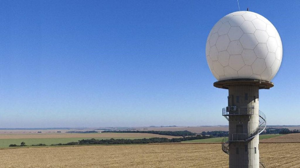 Radar instalado em Cascavel ajuda Foz do Iguaçu a prever chuvas e tempestades