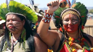 Jogadoras indígenas são homenageadas pelo Museu do Futebol