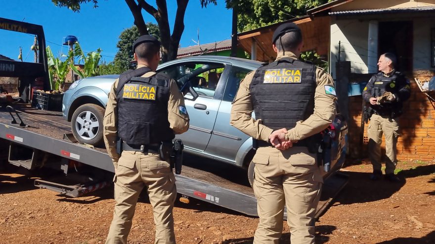 Ford Ka furtado é localizado em viela no Cascavel Velho