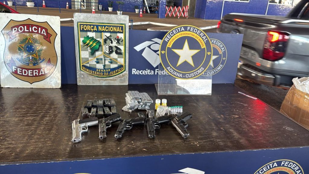 Receita Federal apreende armas na Ponte Internacional da Amizade