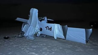 Avião de pequeno porte cai nos Lençóis Maranhenses e deixa dois mortos Avião de pequeno porte cai nos Lençóis Maranhenses e deixa dois mortos