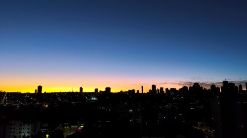 Segundou com sol e um pouco menos de frio em Cascavel Segundou com sol e um pouco menos de frio em Cascavel