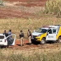 Imagem referente a Buscas seguem por presos que levaram viatura e arma em Assis Chateaubriand