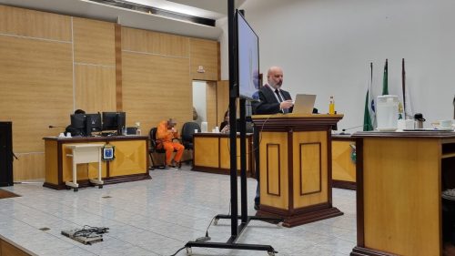 Julgamento por tentativa de homicídio termina com condenação por lesão corporal leve Julgamento por tentativa de homicídio termina com condenação por lesão corporal leve