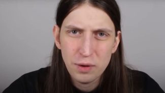 Felca anda com carro blindado e seguranças após denunciar 