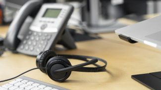 Anatel revoga obrigatoriedade do uso do prefixo 0303 em ligações Anatel revoga obrigatoriedade do uso do prefixo 0303 em ligações