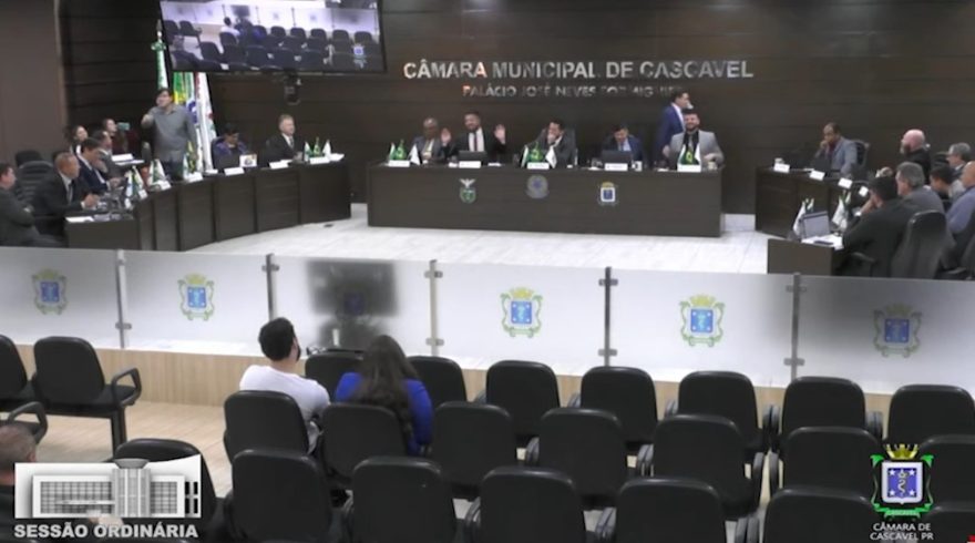 Polêmica na Câmara Municipal: “Igualdade nem aqui e nem na China”, diz vereador sobre extinção do FEFC