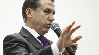 Ministro do Trabalho diz que país não deve se desesperar por tarifaço Ministro do Trabalho diz que país não deve se desesperar por tarifaço