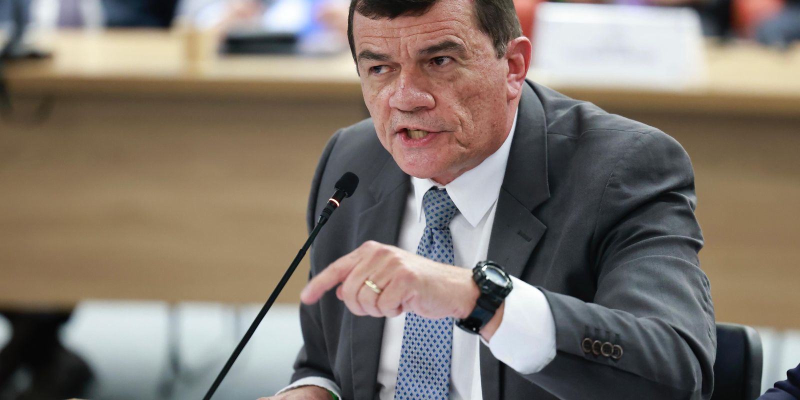 Defesa alega que ex-ministro atuou "ativamente" contra golpe de Estado Defesa alega que ex-ministro atuou "ativamente" contra golpe de Estado