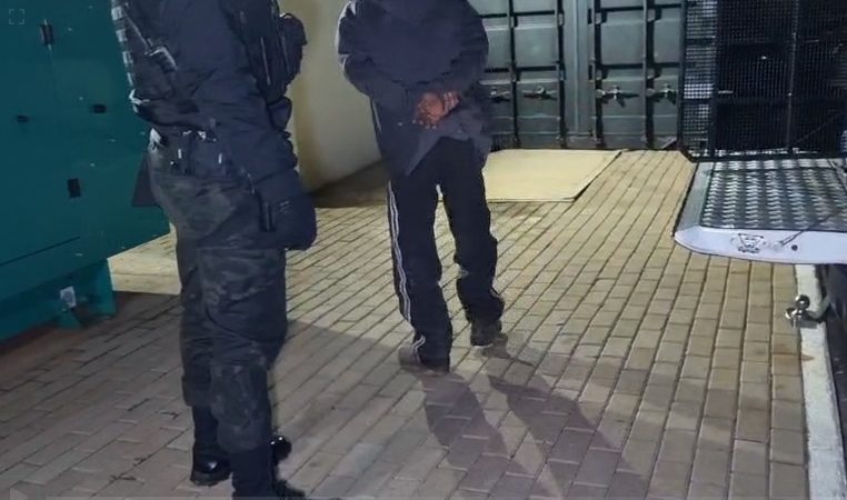 Homem descumpre medida protetiva ao se aproximar da ex e acaba detido pela GM no Esmeralda
