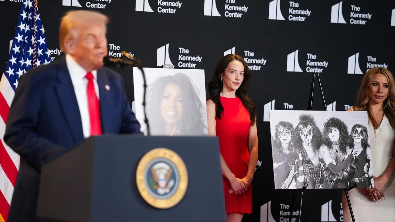 Kiss, Gloria Gaynor e Sylvester Stallone serão homenageados por Donald Trump