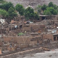 Caso Samarco: programa de indenização chega a 300 mil pedidos Imagem referente a Caso Samarco: programa de indenização chega a 300 mil pedidos