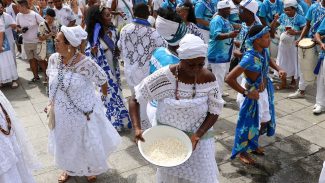 Fortaleza celebra Dia de Iemanjá com festejos pela cidade
