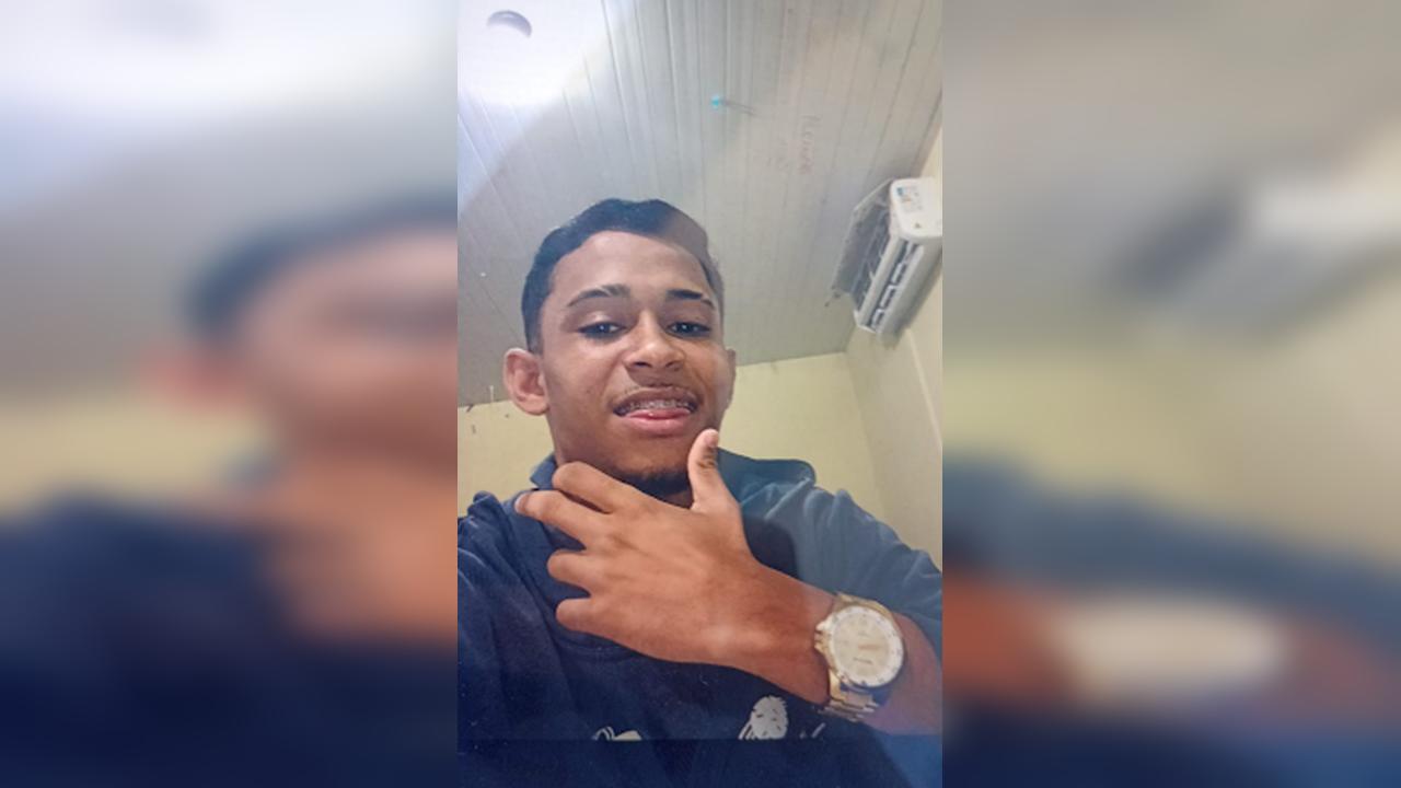 Adolescente é assassinado a tiros dentro de centro educacional