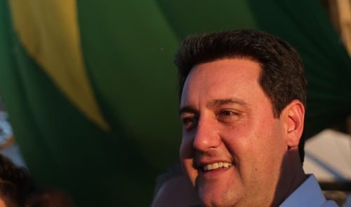 Ratinho Junior lidera com folga corrida presidencial entre curitibanos, aponta Paraná Pesquisas Ratinho Junior lidera com folga corrida presidencial entre curitibanos, aponta Paraná Pesquisas