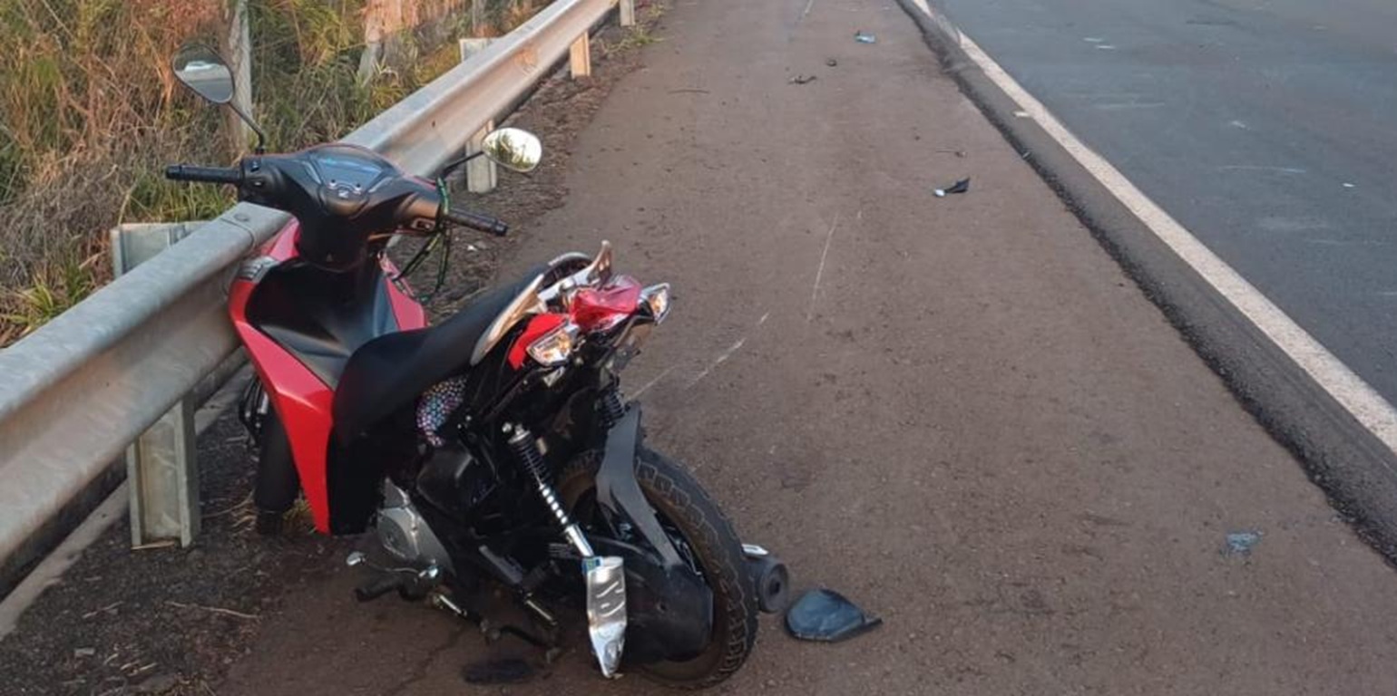 Mulher morre arrastada após colisão na BR 369 e motorista foge