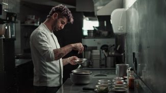 Programa da TV Brasil traz entrevista inédita com o chef Paulo Yoller