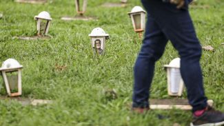 Brasileiros não resgatam de R$ 10 mil a R$ 50 mil de parentes mortos Brasileiros não resgatam de R$ 10 mil a R$ 50 mil de parentes mortos