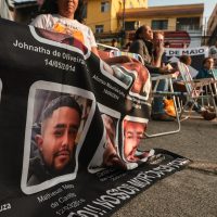 Imagem referente a Familiares e movimentos fazem ato pelos 10 anos da chacina de Osasco