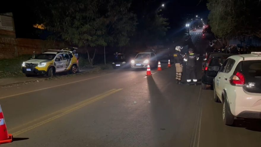 Operação de fiscalização é realizada na rua Ipanema, em Cascavel