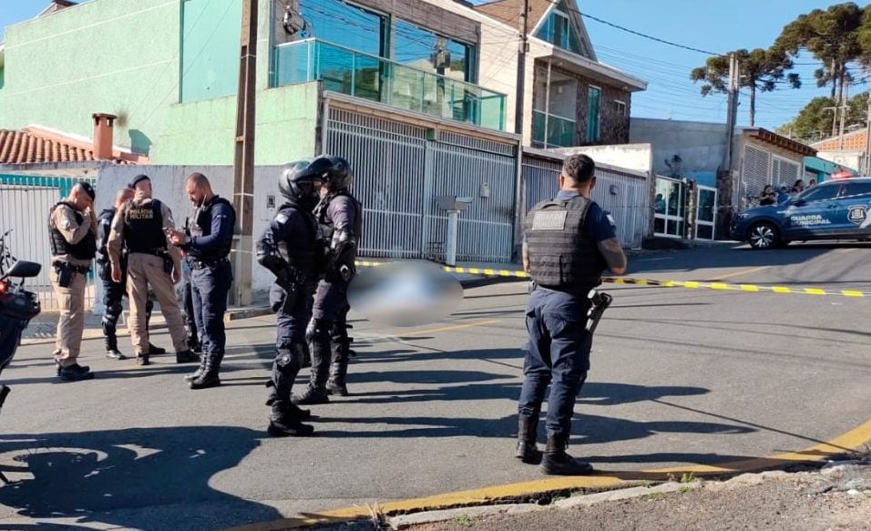 Crime brutal: Homem de 36 anos é executado com três tiros na cabeça após sair de casa