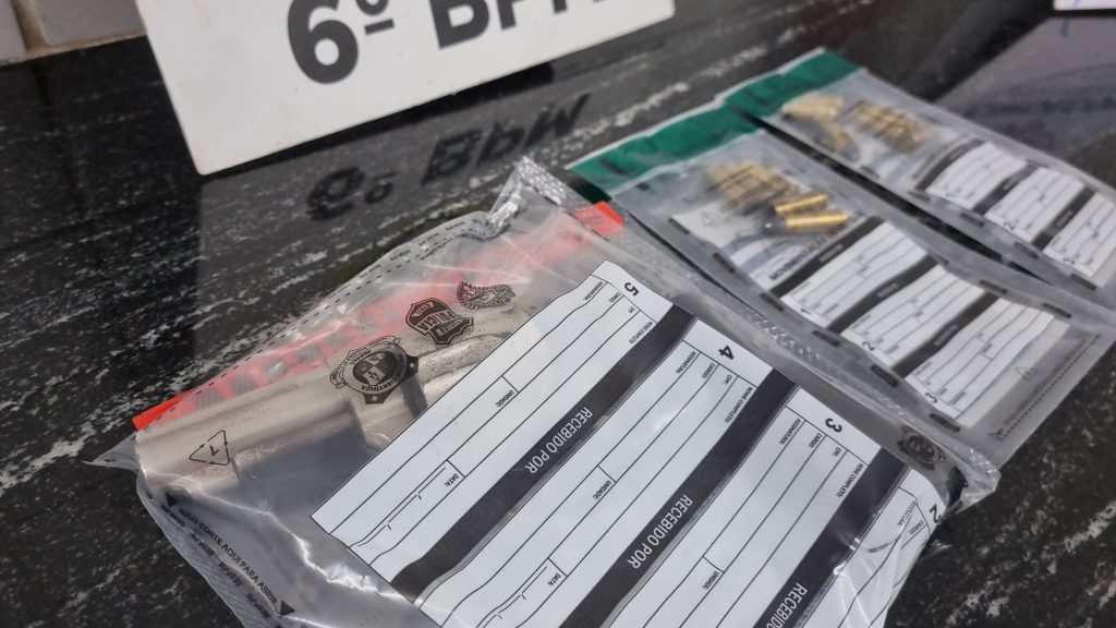 PM encontra arma usada em tentativa de homicídio em Cascavel; suspeito segue foragido