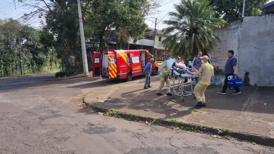 Acidente entre moto e trator deixa motociclista ferido Bairro Alto Alegre