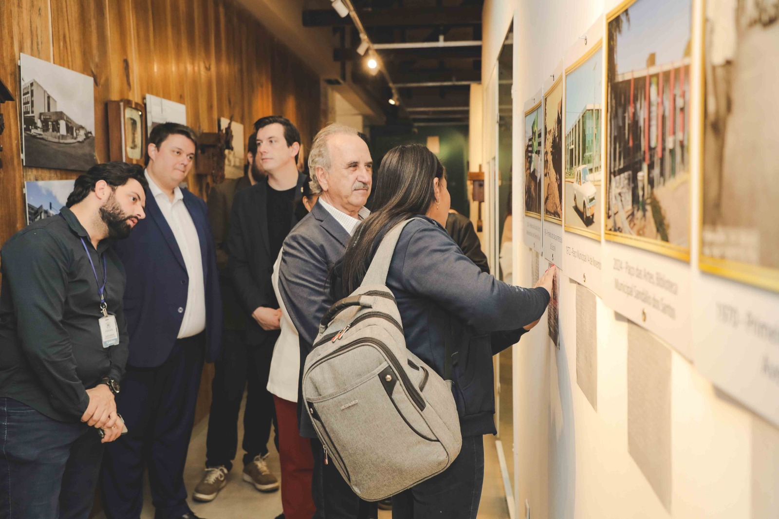 Exposição com recursos de acessibilidade marca momento inédito de inclusão no Museu Histórico de Cascavel