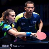 Calderano e Bruna Takahashi vão às quartas de duplas mistas na Suécia Imagem referente a Calderano e Bruna Takahashi vão às quartas de duplas mistas na Suécia