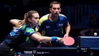 Calderano e Bruna Takahashi vão às quartas de duplas mistas na Suécia Calderano e Bruna Takahashi vão às quartas de duplas mistas na Suécia
