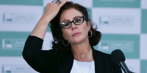 Justiça da Itália mantém prisão de Carla Zambelli, diz AGU Imagem referente a Justiça da Itália mantém prisão de Carla Zambelli, diz AGU