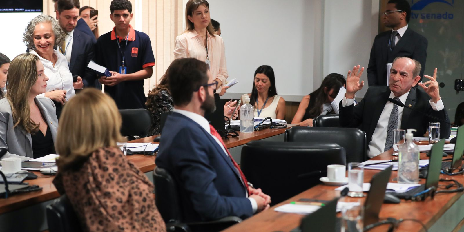 CCJ do Senado aprova novo código eleitoral com 900 artigos