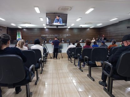Imagem referente a ‘Ela deixou o processo guardado na gaveta’ alega servidora em CPI do “Professor Monstro”