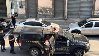 PF prende 14 pessoas de quadrilha que criou 330 empresas de fachada PF prende 14 pessoas de quadrilha que criou 330 empresas de fachada