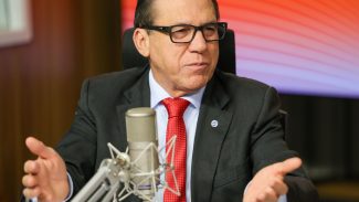 Ministro minimiza impacto do tarifaço no mercado de trabalho Ministro minimiza impacto do tarifaço no mercado de trabalho