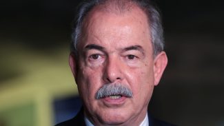 Tarifaço: BNDES vai “entrar forte” no apoio a empresas, diz Mercadante Tarifaço: BNDES vai “entrar forte” no apoio a empresas, diz Mercadante