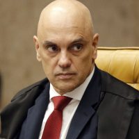 Imagem referente a Bolsonaro tem até amanhã para explicar a Moraes pedido de asilo