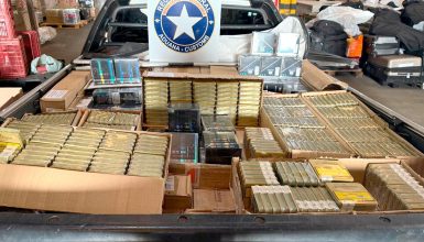 Carros abandonados e carga milionária apreendida na BR-277, em Cascavel Imagem referente a Carros abandonados e carga milionária apreendida na BR-277, em Cascavel