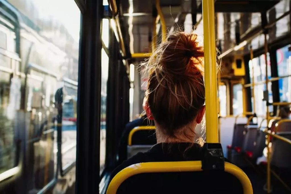 Estudante acusa motorista de ônibus escolar de assédio em Quarto Centenário
