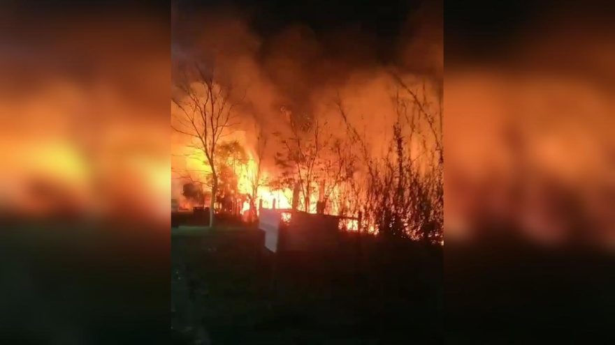 Incêndio ambiental mobiliza Corpo de Bombeiros no Santa Cruz