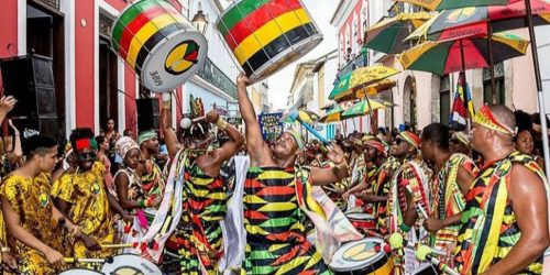 Olodum comandará a tradicional Lavagem de Madeleine, em Paris Imagem referente a Olodum comandará a tradicional Lavagem de Madeleine, em Paris