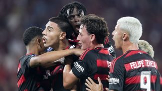 Em jogo repleto de emoção, Flamengo conquista Intercontinental Sub-20 Em jogo repleto de emoção, Flamengo conquista Intercontinental Sub-20
