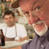 Morre no Rio de Janeiro o cartunista Jaguar, aos 93 anos Imagem referente a Morre no Rio de Janeiro o cartunista Jaguar, aos 93 anos