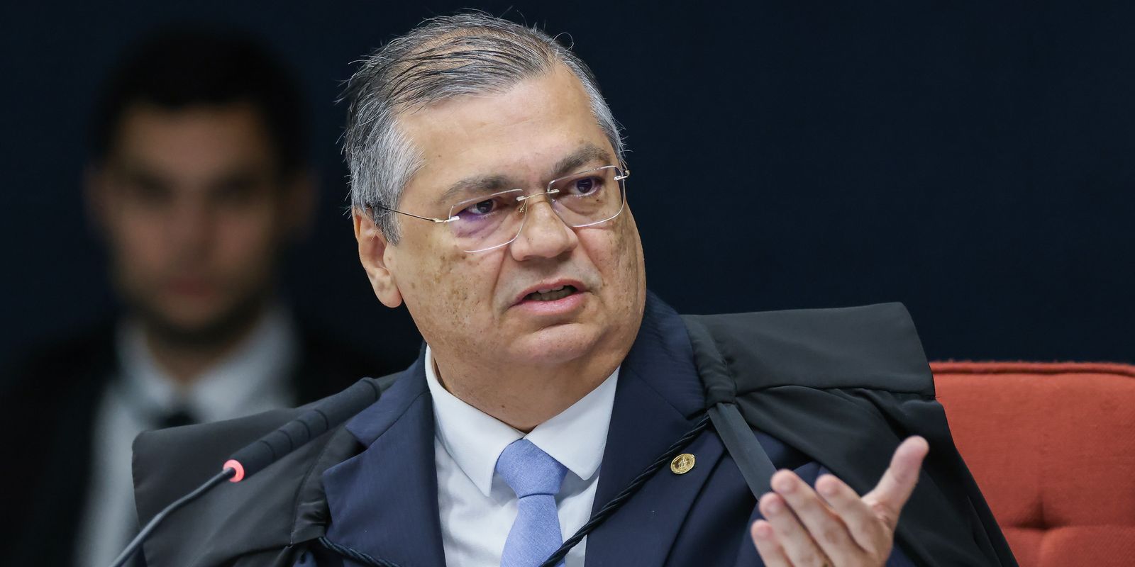 Dino manda PF investigar emendas parlamentares que somam R$ 694 mi