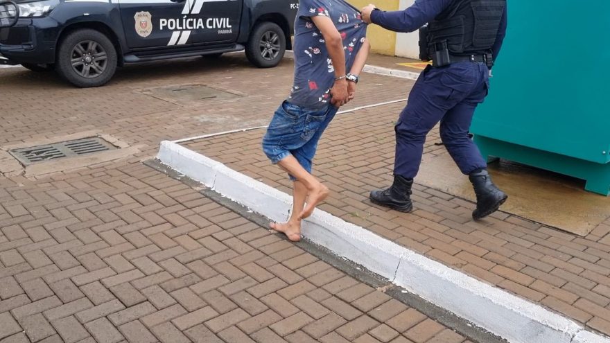 Vizinhos escutam gritaria e GMs encontram homem de 38 anos ameaçando a própria mãe