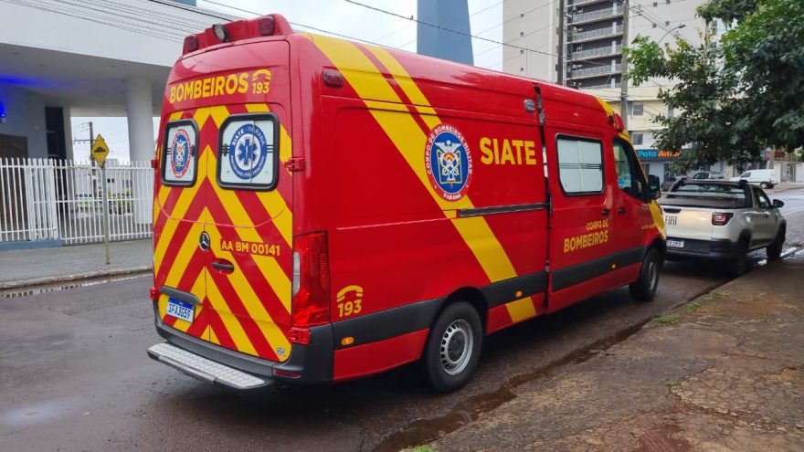 Homem fica ferido em acidente de trânsito na Rua Francisco Bartinik