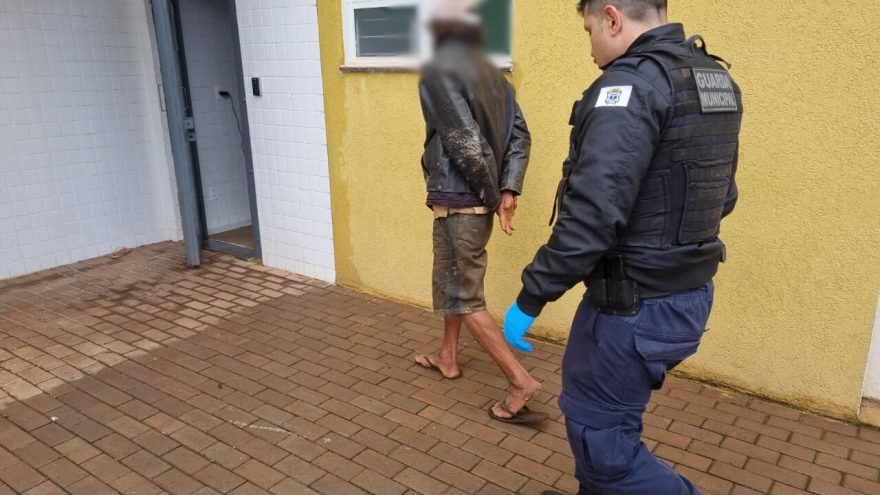 Pedra de crack leva homem de 47 anos à delegacia após abordagem na Região Norte
