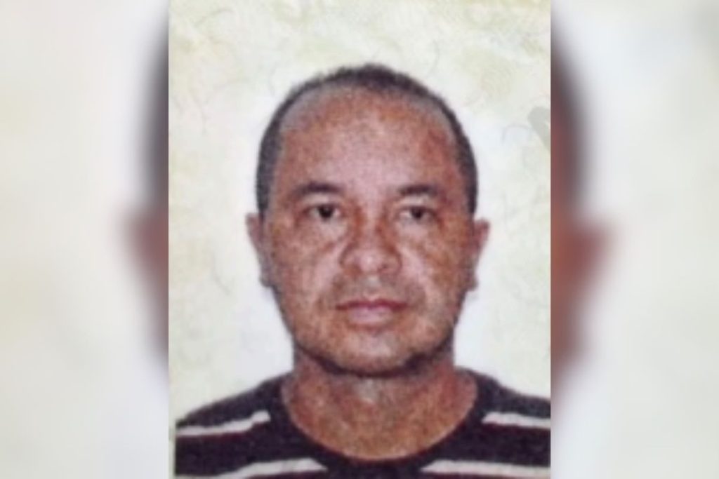 Feminicida foge e tenta se esconder em cova após matar jovem