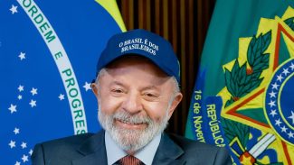 Lula reafirma soberania e diz que Brasil não aceitará ofensas