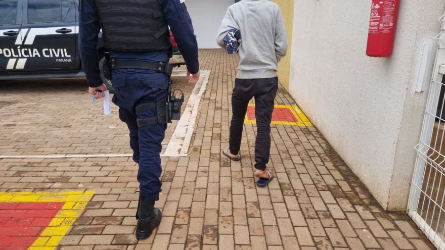 Homem é esfaqueado e preso após invadir a casa da mãe
